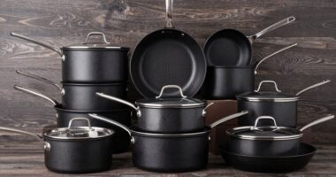 top carbon steel cookware sets